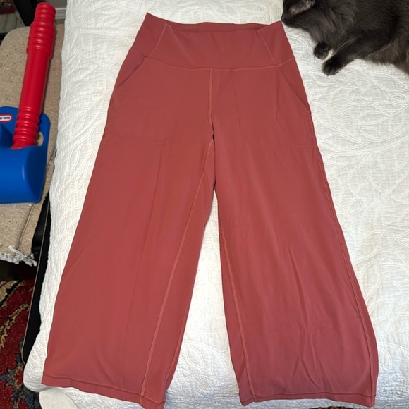 lululemon athletica Pants - Lululemon Align Wide Leg Crop Pants, size 8, EUC